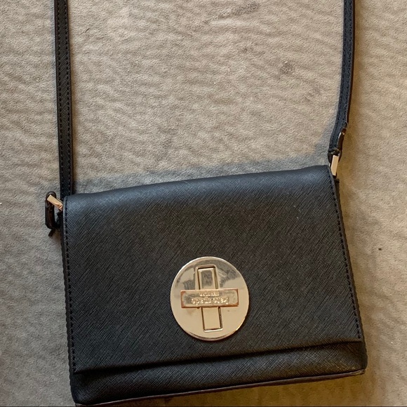 Kate Spade Side purse - Picture 1 of 7